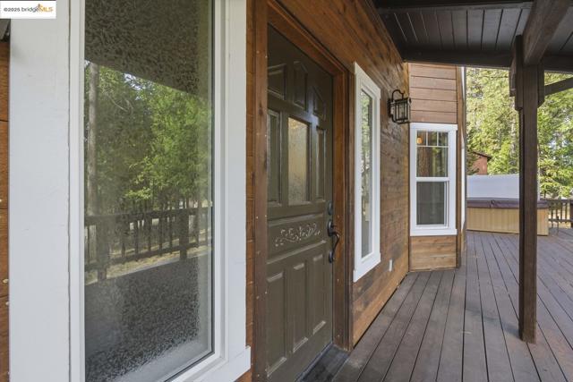 2136 Silver DR, Arnold CA: https://media.crmls.org/mediaz/fb4f9638-3323-4818-9f1c-864110a8aee5.jpg