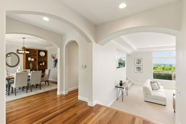 23 Pinnacle Drive, Petaluma CA: https://media.crmls.org/mediaz/fb50cb59-04ab-4893-88cc-882c0f12bece.jpg