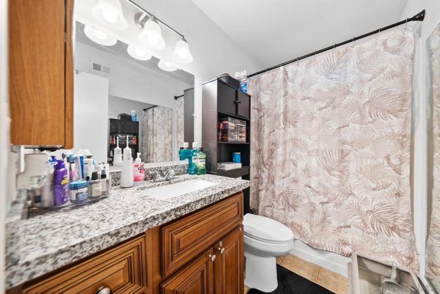 2297 1/2 Orchard Ave, El Cajon CA: https://media.crmls.org/mediaz/fb5171f0-df21-4f94-93a8-48b2385cf9b6.jpg