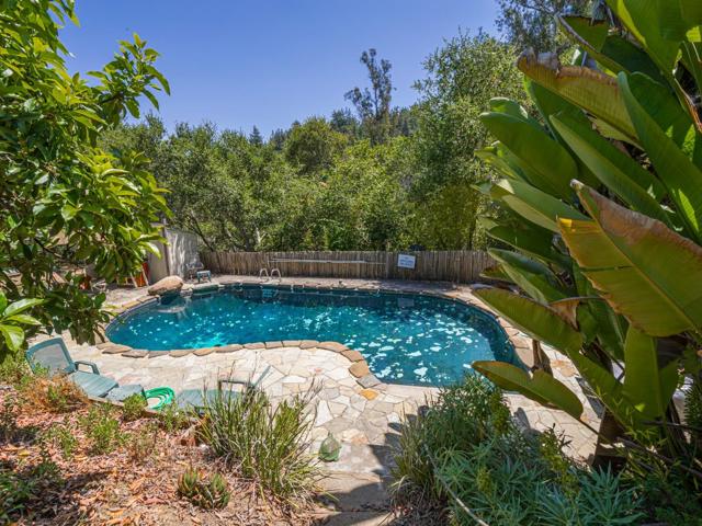 4151 Freedom Boulevard, Aptos CA: https://media.crmls.org/mediaz/fb51ddc9-529d-4b27-b6e9-0b80b3bafdfa.jpg