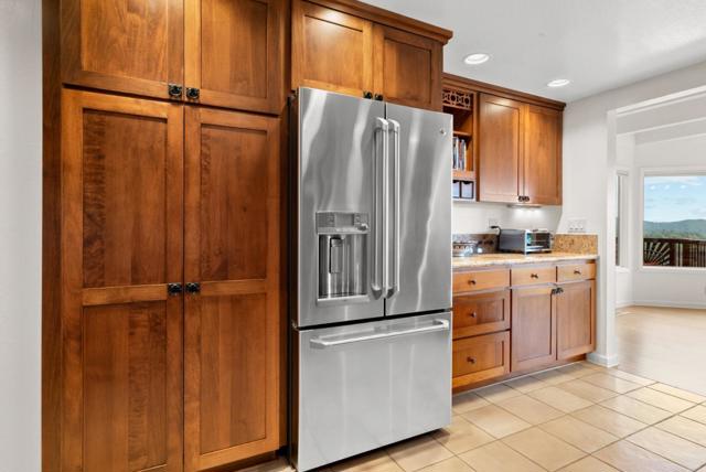 480 Quail Ridge Road, Scotts Valley CA: https://media.crmls.org/mediaz/fb51fb71-f85d-4859-babb-80e2a76dd412.jpg