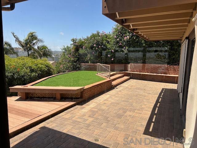 3154 Lloyd St, San Diego CA: https://media.crmls.org/mediaz/fb535def-4da6-4ecc-bcee-d9d1a1d67566.jpg