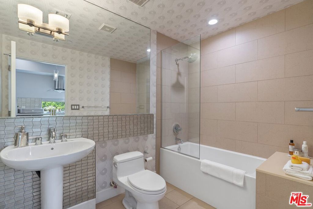 MLS #26652357 image #32