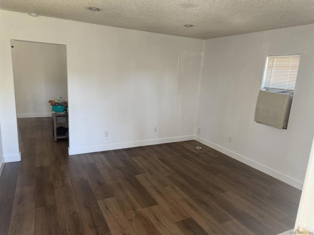 MLS #250039928SD image #5