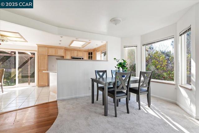 207 Midway Dr, Martinez CA: https://media.crmls.org/mediaz/fb554008-c506-430b-a8a5-fe06d1437a46.jpg