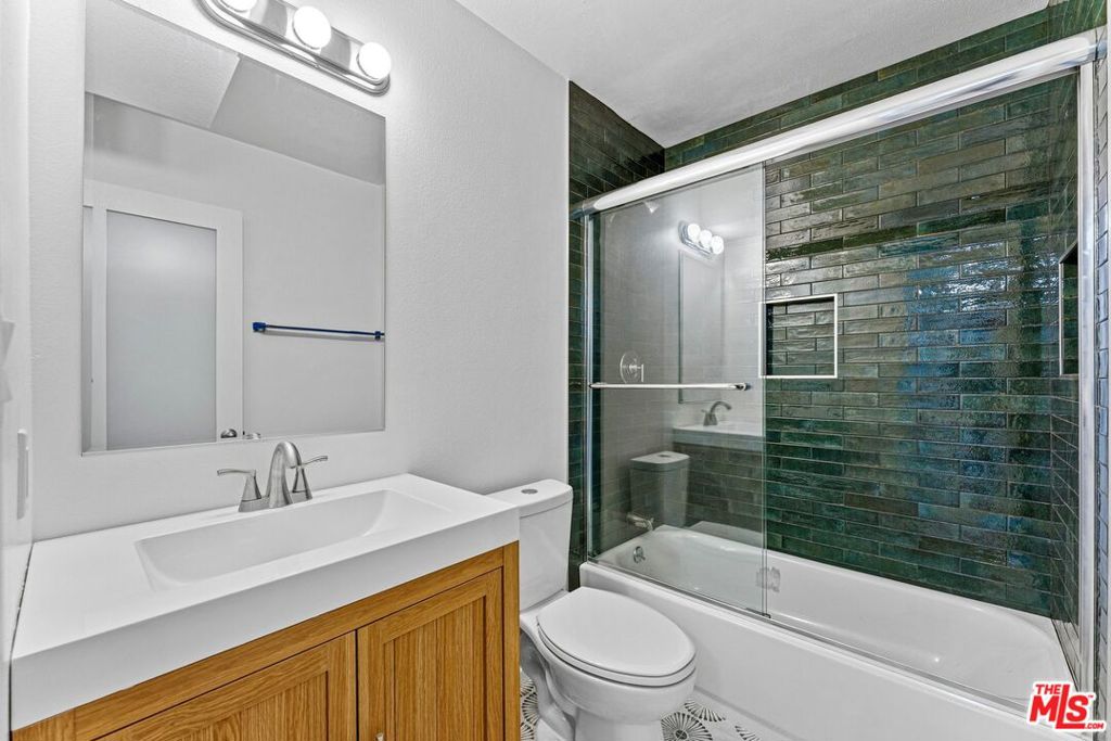MLS #26865431 image #16