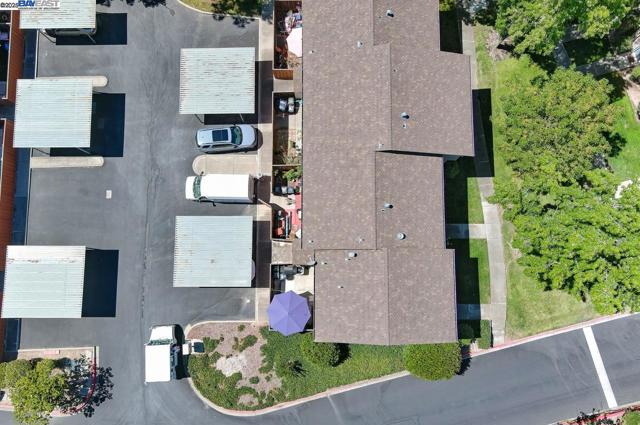 3732 Carrigan Cmn, Livermore CA: https://media.crmls.org/mediaz/fb55e66d-986c-49d4-b822-e90766651f8a.jpg