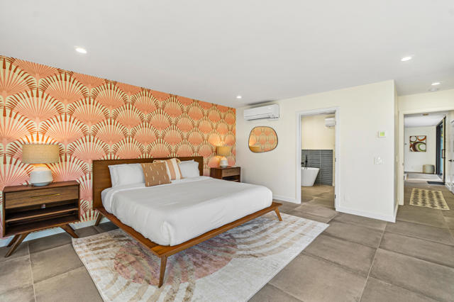 130 W Racquet Club Road #308, Palm Springs, CA 92262