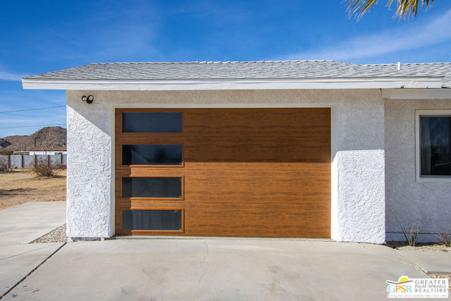 4742 Avenida La Flora Desierta, Joshua Tree CA: https://media.crmls.org/mediaz/fb5647ec-1fa9-4fd0-8bbd-e85e21c8fc13.jpg