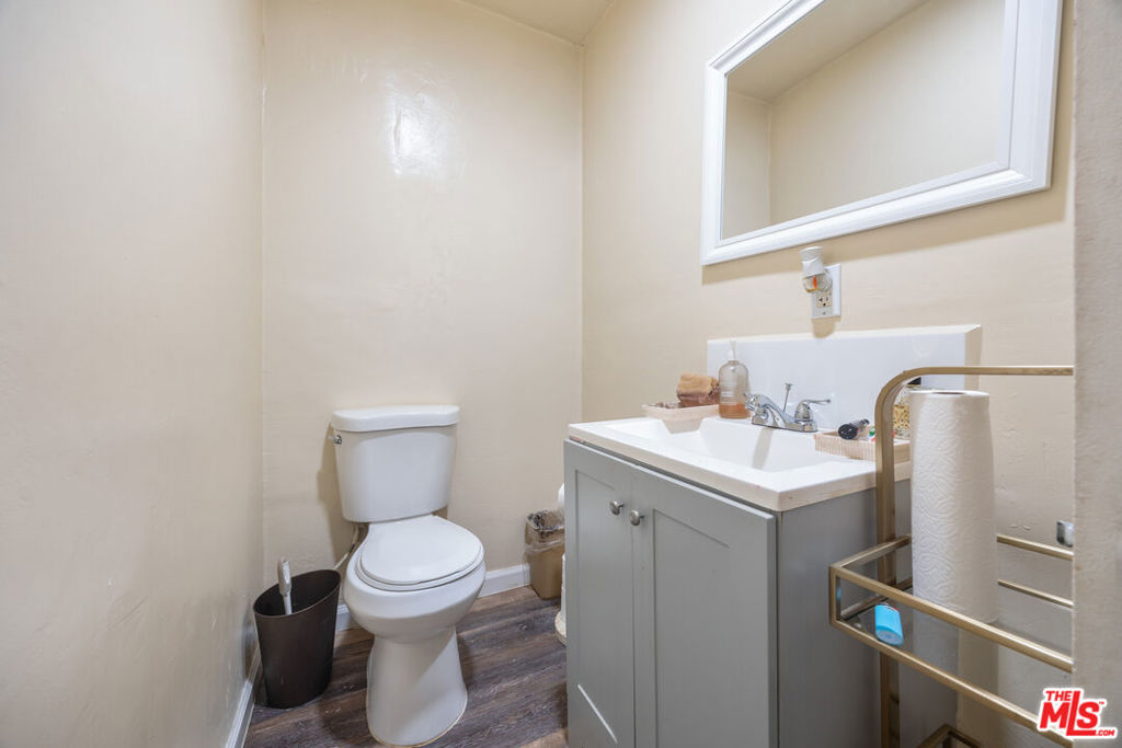 MLS #25570667 img 14