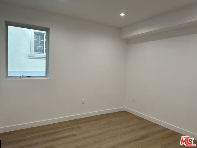 9842 Vidor Drive, Los Angeles CA: https://media.crmls.org/mediaz/fb56de9d-680b-40e5-a550-d9a507134fb9.jpg