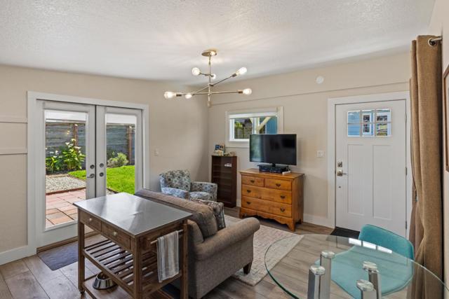 1022 Del Monte Boulevard, Pacific Grove CA: https://media.crmls.org/mediaz/fb56ec76-7baa-4043-85f5-b9d34354c303.jpg