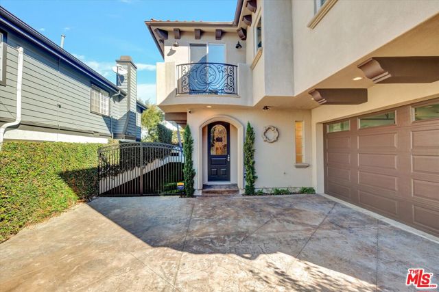 2517 Huntington Lane, Redondo Beach, California 90278, 4 Bedrooms Bedrooms, ,3 BathroomsBathrooms,Residential,Sold,Huntington,25607911