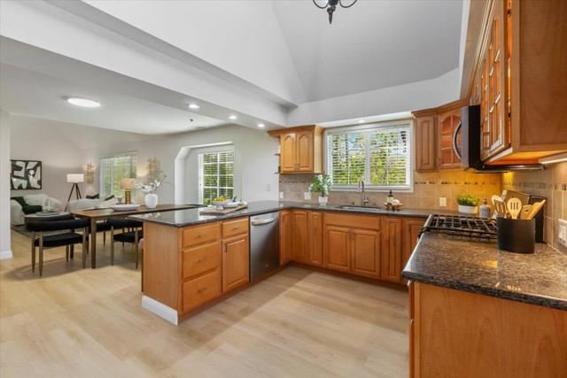 10090 Pasadena Avenue, Cupertino CA: https://media.crmls.org/mediaz/fb59193a-089d-4b17-8d42-029f2bb3a12e.jpg
