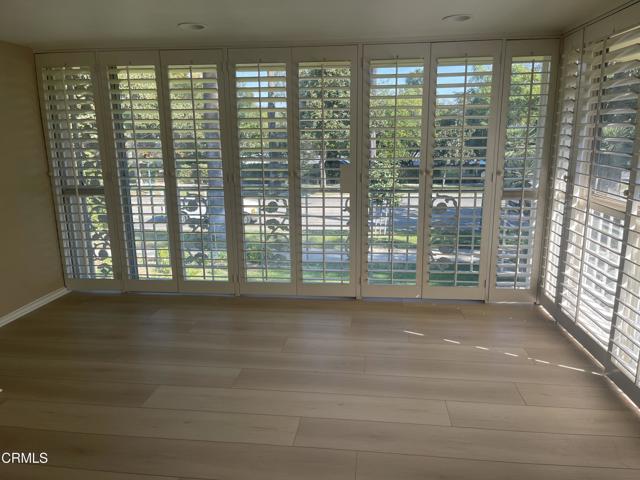 1155 S Orange Grove Boulevard, Pasadena CA: https://media.crmls.org/mediaz/fb5ae5b8-20ce-4711-a5e2-545566217c80.jpg