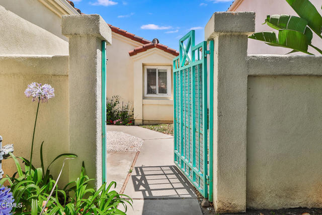 Detail Gallery Image 3 of 35 For 804 Vista Arriago, Camarillo,  CA 93012 - 2 Beds | 2 Baths