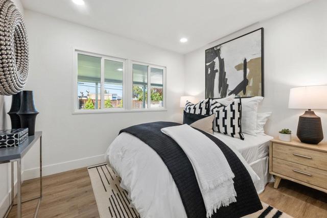 609 Fallon Avenue, San Mateo CA: https://media.crmls.org/mediaz/fb5c661d-5579-4271-b00f-54bf0e366808.jpg