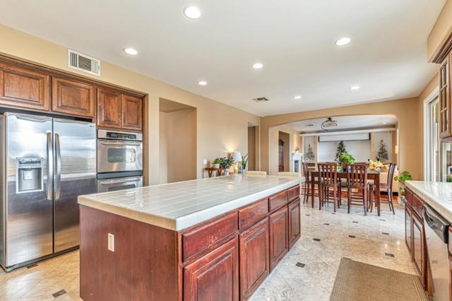 9632 Cherrywood Court, Gilroy CA: https://media.crmls.org/mediaz/fb5f4b11-b1f2-4549-aca0-120758ec7176.jpg