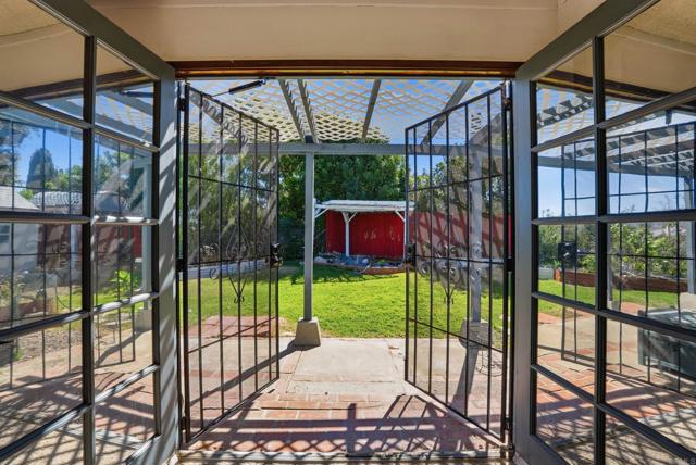 Detail Gallery Image 37 of 44 For 7851 Parma Ln, San Diego,  CA 92126 - 4 Beds | 2 Baths