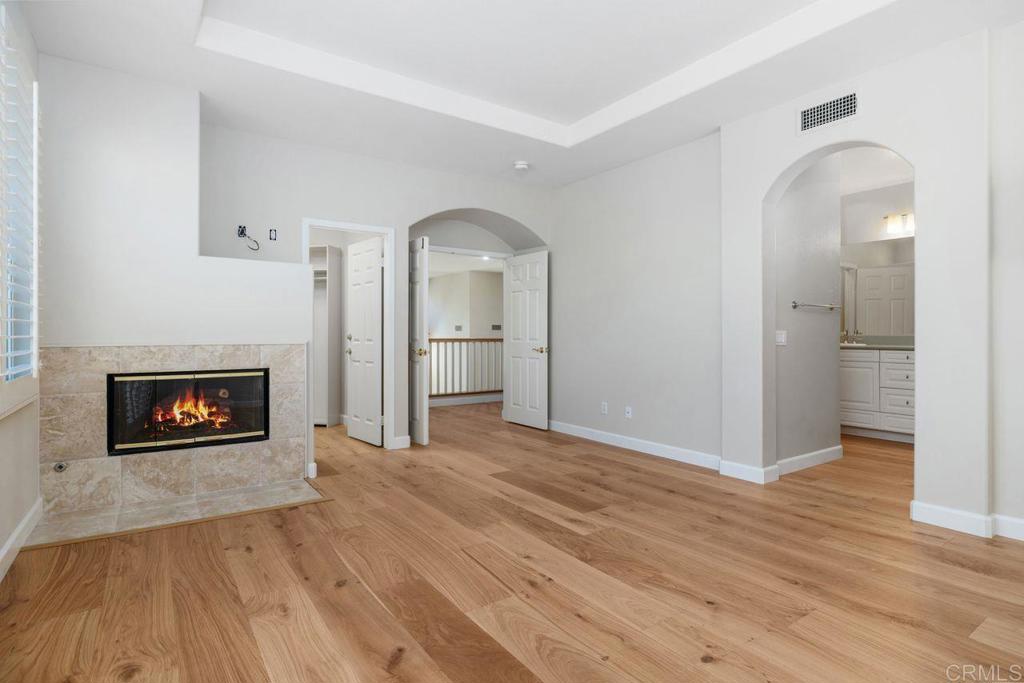6085 Hillpointe Row - photo 19