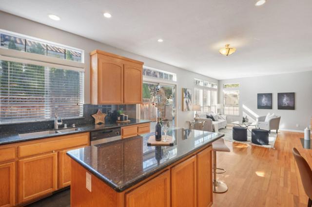 483 Via Sorrento, Morgan Hill CA: https://media.crmls.org/mediaz/fb618487-a1fe-46d3-997b-1818e62057ea.jpg