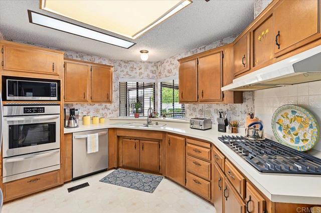 Detail Gallery Image 19 of 59 For 3535 Linda Vista Dr Spc 255,  San Marcos,  CA 92078 - 2 Beds | 2 Baths