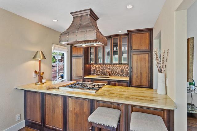 547 Monterey, Aptos CA: https://media.crmls.org/mediaz/fb63446f-cee3-4941-b0e2-52e43f7d5404.jpg