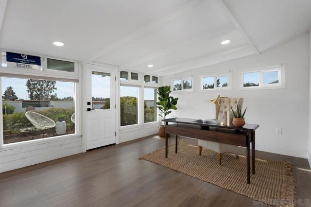 3630 Vista Campana S 6, Oceanside CA: https://media.crmls.org/mediaz/fb6366b9-ec2c-4d86-bb0c-a74595233417.jpg
