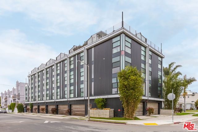 11337 Pearl Street, Los Angeles CA: https://media.crmls.org/mediaz/fb63b549-7de4-40aa-b46d-e74b8098612a.jpg