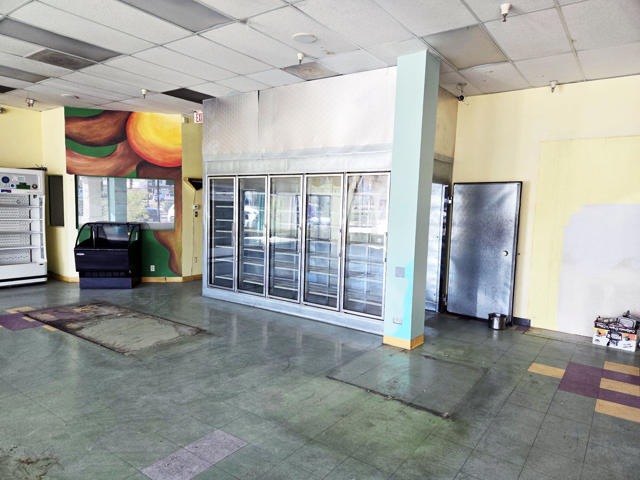  Commercial for Sale in Palm Desert, California