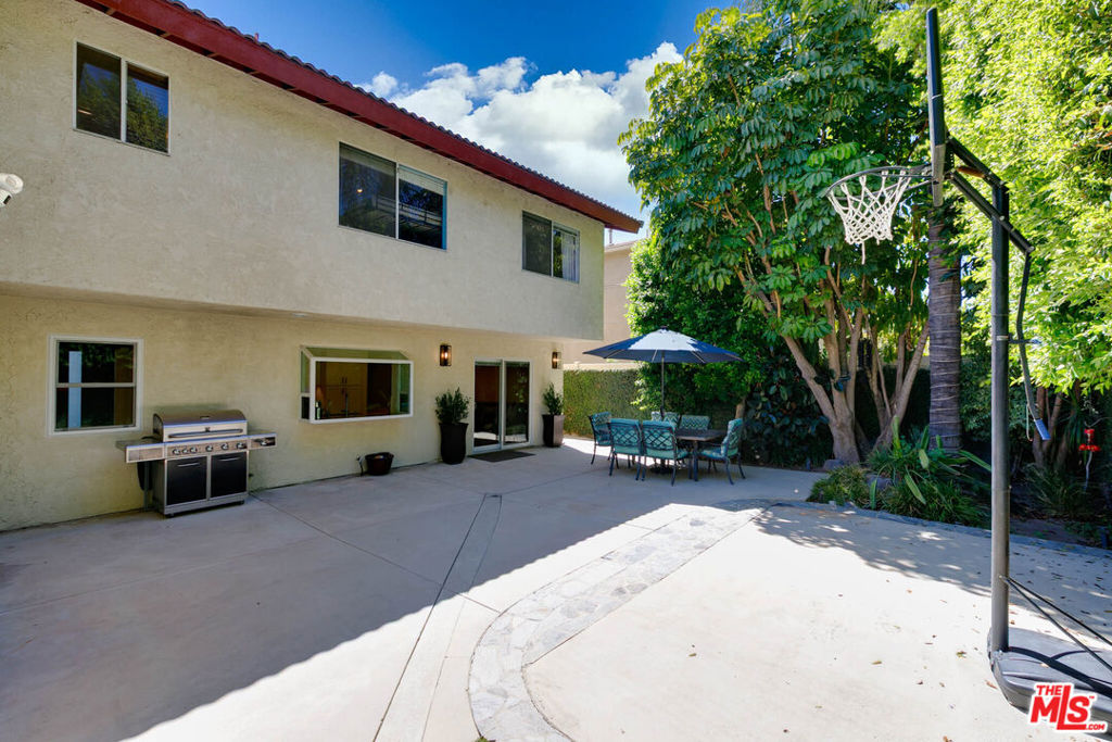 Fb64C7D1 7Dc5 4B52 870E 7976Ee80A4B7 6347 Wynne Avenue, Tarzana, Ca 91335 &Lt;Span Style='BackgroundColor:transparent;Padding:0Px;'&Gt; &Lt;Small&Gt; &Lt;I&Gt; &Lt;/I&Gt; &Lt;/Small&Gt;&Lt;/Span&Gt;