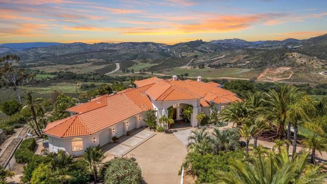 Detail Gallery Image 1 of 1 For 31581 Larga Vista, Valley Center,  CA 92082 - 4 Beds | 4/3 Baths