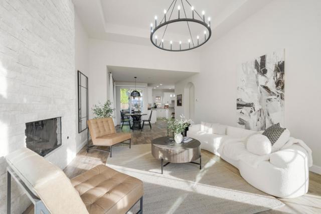2360 Sunflower Circle, Gilroy CA: https://media.crmls.org/mediaz/fb657c5e-eed3-4353-8147-70f0c5a4700e.jpg