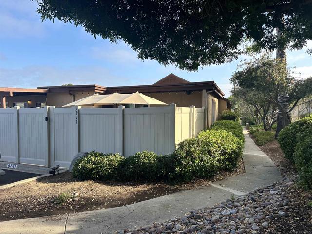 8741 Wahl St, Santee CA: https://media.crmls.org/mediaz/fb65e142-afca-4c9f-8807-44b7e538c5af.jpg