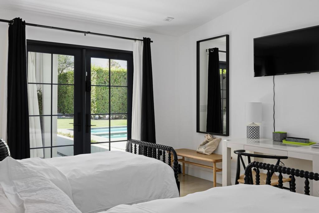 MLS #219114975DA image #16