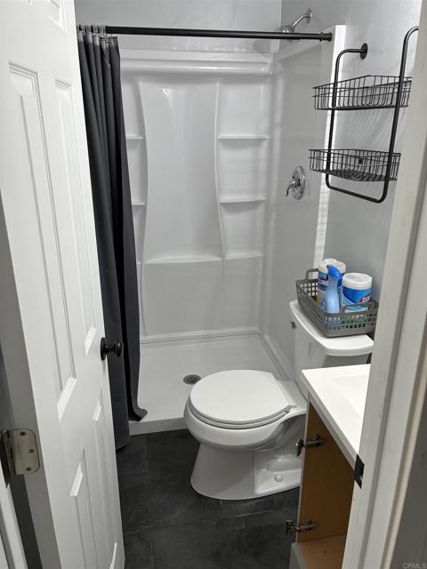 Detail Gallery Image 2 of 3 For 586 Del Mar Ave #B, Chula Vista,  CA 91910 - 1 Beds | 1 Baths