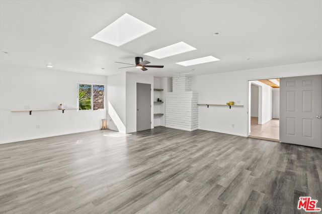 6391 Ruth Drive, Yucca Valley CA: https://media.crmls.org/mediaz/fb674691-e8d5-447f-9699-17b852c68eee.jpg