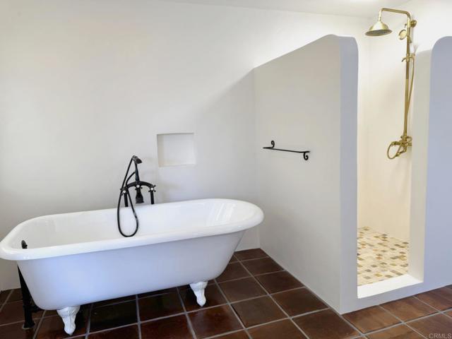 Detail Gallery Image 22 of 53 For 1650 Winterwarm Dr., Fallbrook,  CA 92028 - 3 Beds | 3 Baths