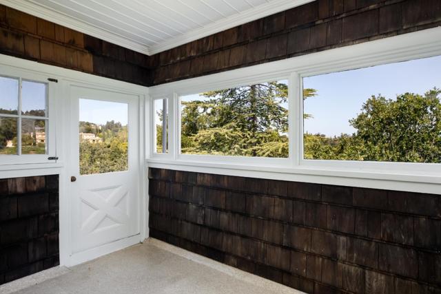 25671 Chapin Road, Los Altos Hills CA: https://media.crmls.org/mediaz/fb6790c1-17e4-4b3d-b2e4-c7145ceac8be.jpg