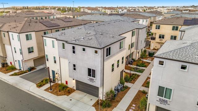 Detail Gallery Image 30 of 34 For 5261 Beachfront Cove St #174,  San Diego,  CA 92154 - 4 Beds | 3/1 Baths