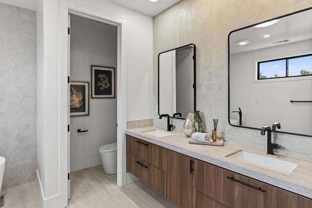 18645 Paseo Lado, Saratoga CA: https://media.crmls.org/mediaz/fb6942fb-ac17-42e7-8a4d-17bb8dbdcc6f.jpg