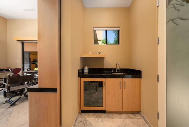 72116 Clancy Lane, Rancho Mirage CA: https://media.crmls.org/mediaz/fb694f4b-5f7a-4e0b-bf22-bd2cda65e2d4.jpg