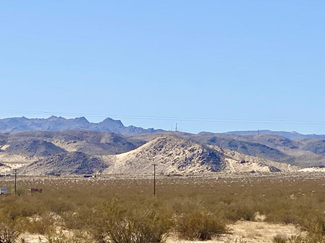 2424 Maize Road, 29 Palms CA: https://media.crmls.org/mediaz/fb6a11ae-8da1-4c2b-ba35-7ffa5958ea14.jpg