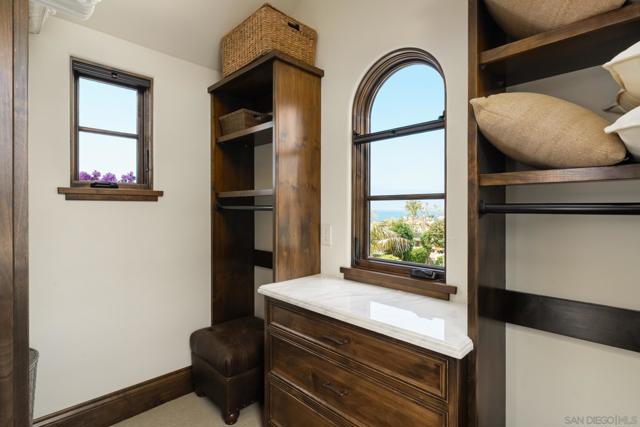 730 Stratford Court, Del Mar CA: https://media.crmls.org/mediaz/fb6c2e44-f3ff-4685-8203-9c5ebf510f91.jpg