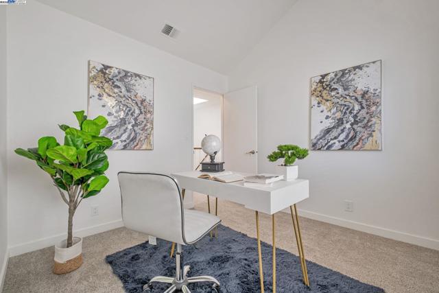 34319 Platinum Ter, Fremont CA: https://media.crmls.org/mediaz/fb6c56a8-059b-49b6-b62c-dfa741bcb9e3.jpg