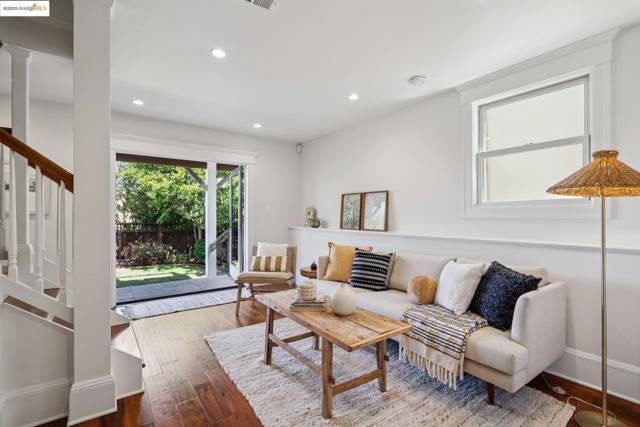 5429 Belgrave Pl., Oakland CA: https://media.crmls.org/mediaz/fb6c5990-a931-4c1d-94ac-31dfd0cf7ee3.jpg