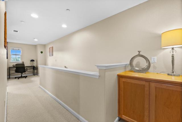 2165 Watermill Rd, San Ramon CA: https://media.crmls.org/mediaz/fb6c9144-cbb8-4745-9da0-5a8309949682.jpg