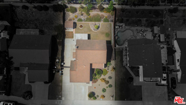 2459 Kimberly Avenue photo 3