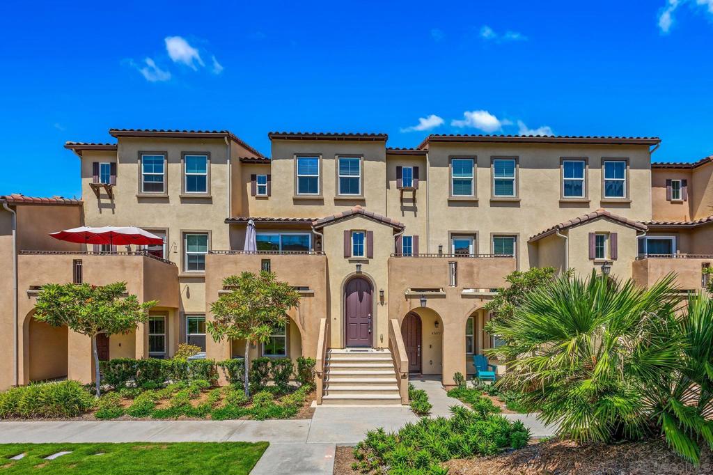 4347 Harbor Way #4
