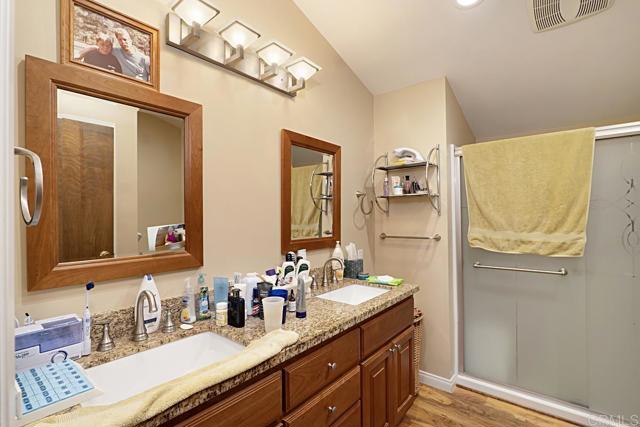 18218 Paradise Mountain Rd Spc 81, Valley Center CA: https://media.crmls.org/mediaz/fb6dd811-40b6-46b1-8c07-1dc2cc587cda.jpg